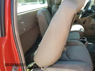 2005 Chevrolet Silverado 1500 Work Truck with VIN 1GCEC14X95Z128928, listed as a Copart auction lot 50984325 with 137,464 mi miles and Salvage Title. Bid and sale history available at carsss.com. Image 10.