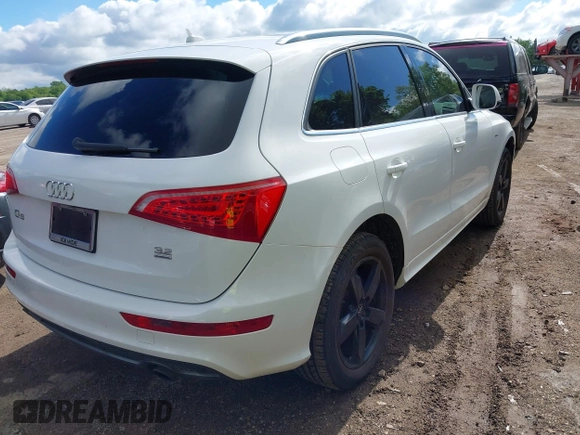 2012 Audi Q5 Prestige with VIN WA1WKAFP3CA079610, listed as a IAAI auction lot 42212659 with 125,842 mi miles and . Bid and sale history available at DreamBid. Image 4.