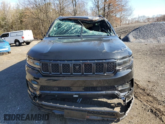 2024 Jeep Grand Wagoneer Series II with VIN 1C4SJSFP1RS120557, listed as a Copart auction lot 50413175 with 26,448 mi miles and Clean title. Bid and sale history available at DreamBid. Image 5.