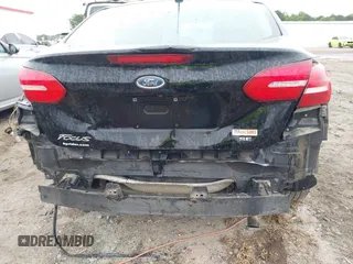 2018 Ford Focus SE with VIN 1FADP3F2XJL206441, listed as a IAAI auction lot 42341641 with 189,260 mi miles and . Bid and sale history available at DreamBid. Image 6.