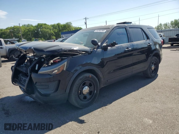 2017 Ford Police Interceptor Utility z VIN 1FM5K8AR0HGA89434, wystawiony jako Copart lot #54293765 z przebiegiem 142 813 mil mil oraz Szkody całkowita. Historia ofert i sprzedaży dostępna na DreamBid. Obrazek 1.