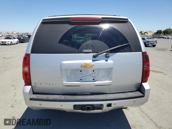 2013 Chevrolet Suburban LT with VIN 1GNSCJE09DR105725, listed as a Copart auction lot 61450935 with 171,659 mi miles and Salvage title. Bid and sale history available at DreamBid. Image 6.