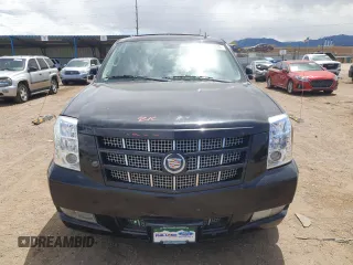 2014 Cadillac Escalade Premium z VIN 1GYS4CEF5ER221795, wystawiony jako Copart lot #55036035 z przebiegiem 136 606 mil mil oraz Szkoda całkowita • Salvage title. Historia ofert i sprzedaży dostępna na DreamBid. Obrazek 5.