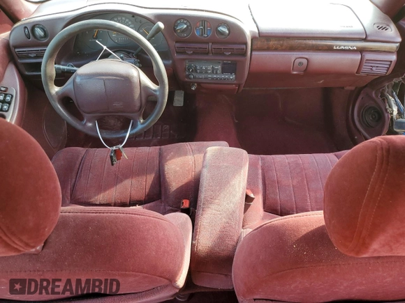 1996 Chevrolet Lumina with VIN 2G1WL52M7T9148079, listed as a Copart auction lot 75500834 with 176,307 mi miles and Salvage Title. Bid and sale history available at DreamBid. Image 8.