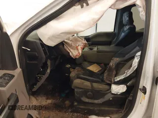 2017 Ford F-150 XL с VIN 1FTEW1EP4HFB68488, выставлен на аукционе IAAI как лот 41305107 с пробегом Не указан миль и . История ставок и продаж доступна на DreamBid. Изображение 5.