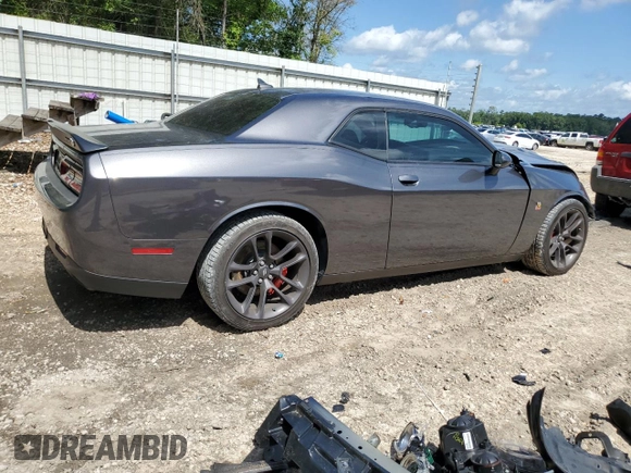 2020 Dodge Challenger R/T Scat Pack z VIN 2C3CDZFJ6LH104504, wystawiony jako Copart lot #60420655 z przebiegiem 23 581 mil mil oraz Szkoda całkowita • Salvage title. Historia ofert i sprzedaży dostępna na DreamBid. Obrazek 3.