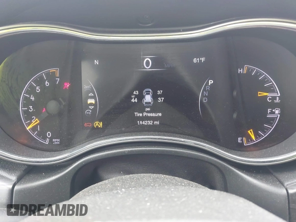 2021 Jeep Grand Cherokee Limited with VIN 1C4RJFBG5MC665126, listed as a IAAI auction lot 42277069 with 114,232 mi miles and . Bid and sale history available at DreamBid. Image 7.