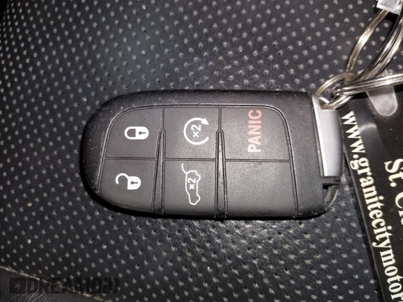 2021 Jeep Grand Cherokee 80th Anniversary z VIN 1C4RJFBG9MC580645, wystawiony jako IAAI lot #41398269 z przebiegiem 79 057 mil mil oraz . Historia ofert i sprzedaży dostępna na DreamBid. Obrazek 11.
