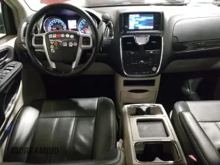 2015 Chrysler Town & Country Touring with VIN 2C4RC1BG4FR707311, listed as a Copart auction lot 67209824 with 95,492 mi miles and Clean Title. Bid and sale history available at carsss.com. Image 8.