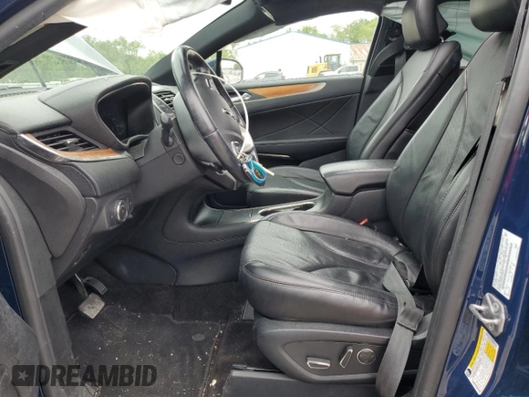 2018 Lincoln MKC Reserve with VIN 5LMCJ3D99JUL00613, listed as a Copart auction lot 58193055 with 52,083 mi miles and Salvage title. Bid and sale history available at DreamBid. Image 7.
