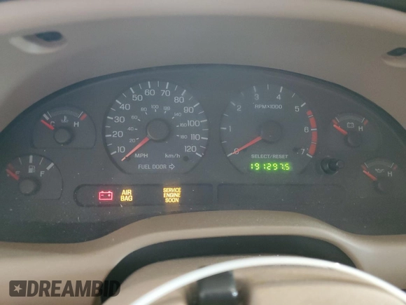 2003 Ford Mustang Standard z VIN 1FAFP404X3F342630, wystawiony jako Copart lot #66846924 z przebiegiem 191 297 mil mil oraz Szkoda całkowita • Salvage title. Historia ofert i sprzedaży dostępna na DreamBid. Obrazek 9.