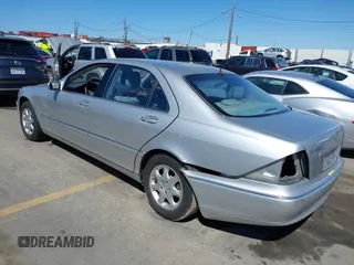2002 Mercedes-Benz S-Class 5.0L with VIN WDBNG75J52A312063, listed as a IAAI auction lot 41818901 with 191,729 mi miles. Bid and sale history available at carsss.com. Image 3.