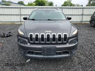 2016 Jeep Cherokee Limited with VIN 1C4PJMDBXGW261559, listed as a Copart auction lot 60042415 with 94,637 mi miles and Salvage title. Bid and sale history available at DreamBid. Image 5.
