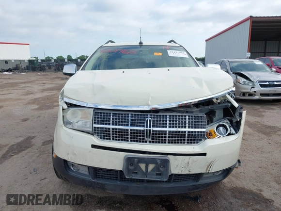 2007 Lincoln MKX with VIN 2LMDU68CX7BJ20050, listed as a IAAI auction lot 42121468 with 78,794 mi miles and . Bid and sale history available at DreamBid. Image 12.