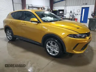 2024 Dodge Hornet R/T with VIN ZACPDFCW4R3A12088, listed as a Copart auction lot 52515655 with 21,696 mi miles and Salvage title. Bid and sale history available at DreamBid. Image 4.