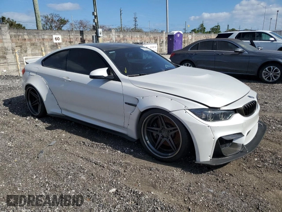 2015 BMW M4 with VIN WBS3R9C58FK330635, listed as a Copart auction lot 50525664 with 47,100 mi miles. Bid and sale history available at carsss.com. Image 4.