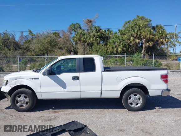 2011 Ford F-150 XL with VIN 1FTEX1CM5BFC86093, listed as a IAAI auction lot 41795088 with 85,082 mi miles. Bid and sale history available at carsss.com. Image 15.