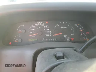2003 Ford F-250 XL z VIN 1FTNF21L83ED10378, wystawiony jako Copart lot #78414894 z przebiegiem 158 936 mil mil oraz Szkoda całkowita • Salvage title. Historia ofert i sprzedaży dostępna na DreamBid. Obrazek 9.