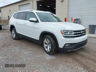 2019 Volkswagen Atlas SE z VIN 1V2WR2CA2KC545696, wystawiony jako IAAI lot #42076774 z przebiegiem 138 564 mil mil oraz . Historia ofert i sprzedaży dostępna na DreamBid. Obrazek 1.