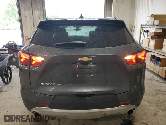 2019 Chevrolet Blazer с VIN 3GNKBHRS6KS652985, выставлен на аукционе Copart как лот 57332285 с пробегом 56 709 миль миль и Списание • Salvage title. История ставок и продаж доступна на DreamBid. Изображение 6.