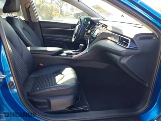 2020 Toyota Camry SE with VIN 4T1G11AK5LU308758, listed as a IAAI auction lot 41694840 with 118,235 mi miles. Bid and sale history available at carsss.com. Image 5.