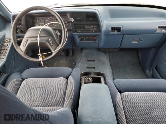 1994 Ford Explorer Eddie Bauer with VIN 1FMDU34XXRUD69500, listed as a Copart auction lot 88250285 with 114,059 mi miles and Clean title. Bid and sale history available at DreamBid. Image 8.