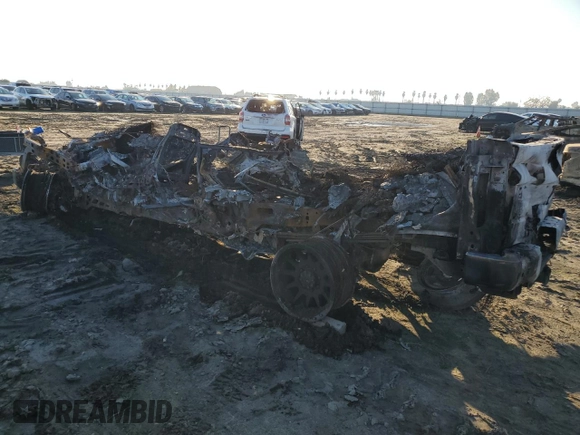 2022 Ford F-250 XL z VIN 1FT8W2BT8NED61071, wystawiony jako Copart lot #41695165 z przebiegiem Nie podano mil oraz Nie do naprawy • Non repairable. Historia ofert i sprzedaży dostępna na DreamBid. Obrazek 2.