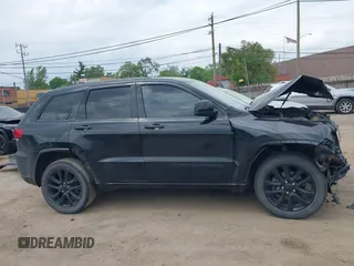 2018 Jeep Grand Cherokee Upland with VIN 1C4RJFAG8JC466195, listed as a IAAI auction lot 42413128 with 105,488 mi miles and . Bid and sale history available at DreamBid. Image 14.