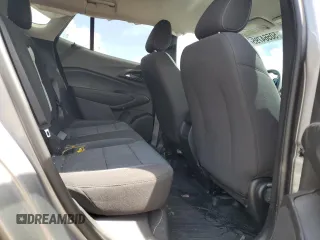 2025 Chevrolet Trax LS with VIN KL77LFEP6SC125131, listed as a Copart auction lot 50564795 with 9,460 mi miles and Salvage Title. Bid and sale history available at DreamBid. Image 11.