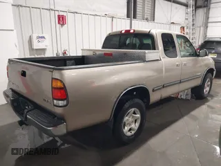 2001 Toyota Tundra SR5 with VIN 5TBRT34141S180870, listed as a IAAI auction lot 41494026 with 186,737 mi miles and . Bid and sale history available at DreamBid. Image 4.