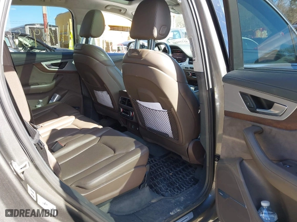 2019 Audi Q7 Prestige with VIN WA1VAAF70KD013429, listed as a IAAI auction lot 41739599 with 73,944 mi miles. Bid and sale history available at carsss.com. Image 8.