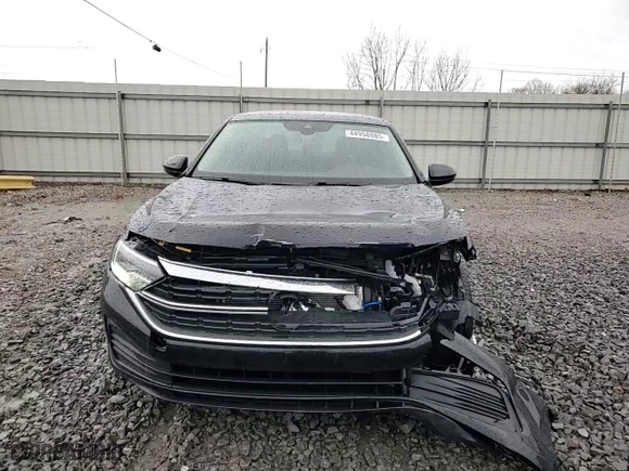 2024 Volkswagen Jetta SE with VIN 3VW7M7BU7RM097734, listed as a Copart auction lot 44958885 with 7,283 mi miles and Salvage Title. Bid and sale history available at carsss.com. Image 11.