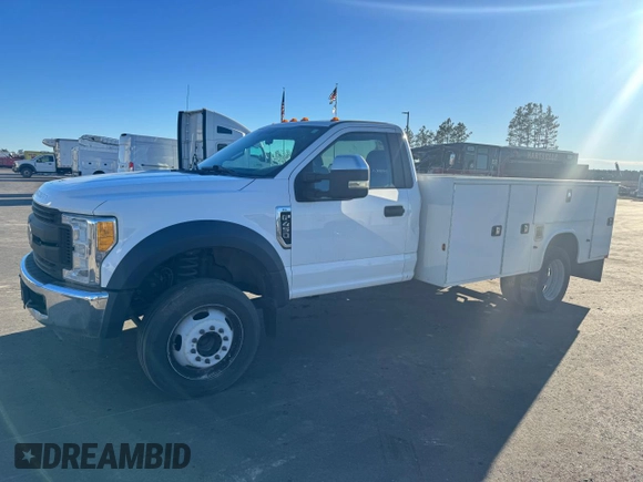 2017 Ford Super Duty F-450 DRW XL with VIN 1FDUF4GY3HEC11349, listed as a Copart auction lot 83480474 with 177,008 mi miles and Clean Title. Bid and sale history available at carsss.com. Image 2.