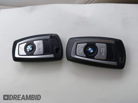 2015 BMW 4 Series 428i xDrive с VIN WBA4A7C54FD414640, выставлен на аукционе IAAI как лот 39901472 с пробегом 92 313 миль миль и . История ставок и продаж доступна на DreamBid. Изображение 11.