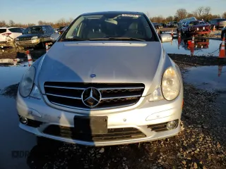 2009 Mercedes-Benz R 3.5L with VIN 4JGCB65E59A091591, listed as a Copart auction lot 84328564 with 136,835 mi miles and Clean Title. Bid and sale history available at DreamBid. Image 5.