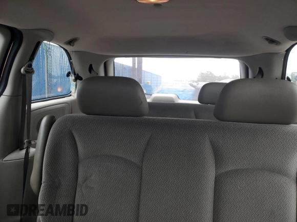 2005 Dodge Caravan SE z VIN 1D4GP25R65B349112, wystawiony jako Copart lot #81684204 z przebiegiem 101 957 mil mil oraz Szkoda całkowita • Salvage title. Historia ofert i sprzedaży dostępna na DreamBid. Obrazek 10.