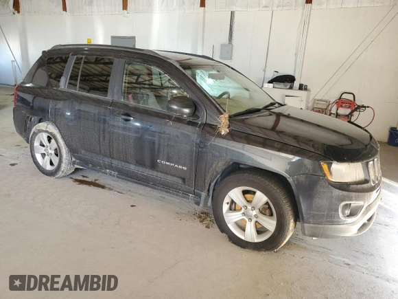 2016 Jeep Compass High Altitude Edition with VIN 1C4NJDEB5GD594365, listed as a Copart auction lot 45900265 with 0 mi miles and Salvage Title. Bid and sale history available at carsss.com. Image 4.