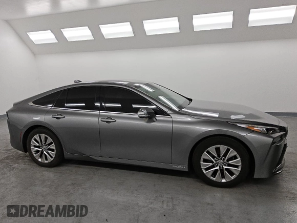 2022 Toyota Mirai XLE with VIN JTDAAAAAXNA004105, listed as a Copart auction lot 48288895 with 37,111 mi miles and Clean title. Bid and sale history available at DreamBid. Image 4.