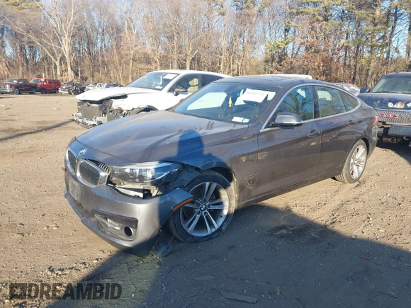 2018 BMW 3 Series 330i xDrive with VIN WBA8Z9C52JG828478, listed as a IAAI auction lot 41326732 with 86,463 mi miles. Bid and sale history available at carsss.com. Image 18.