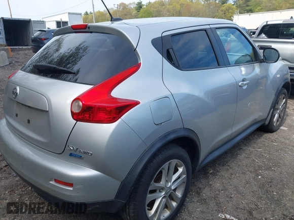 2013 Nissan Juke SL with VIN JN8AF5MV3DT216939, listed as a IAAI auction lot 42181296 with Not Provided miles and . Bid and sale history available at carsss.com. Image 4.