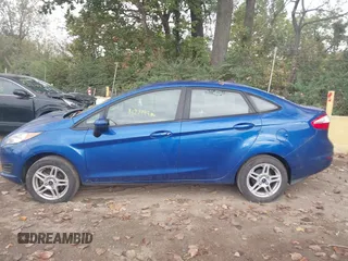 2018 Ford Fiesta SE with VIN 3FADP4BJ4JM132094, listed as a IAAI auction lot 40393706 with 142,494 mi miles. Bid and sale history available at carsss.com. Image 14.