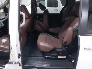 2016 Toyota Sienna Ltd with VIN 5TDDK3DC7GS138658, listed as a IAAI auction lot 41701349 with 189,413 mi miles. Bid and sale history available at carsss.com. Image 8.