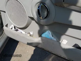 2006 Jeep Commander Limited с VIN 1J8HG58266C170185, выставлен на аукционе IAAI как лот 42549553 с пробегом 143 574 миль миль и . История ставок и продаж доступна на DreamBid. Изображение 14.