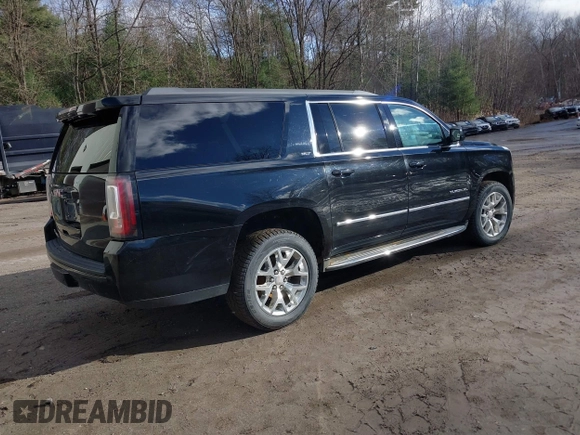 2015 GMC Yukon XL SLT with VIN 1GKS2HKC9FR159164, listed as a IAAI auction lot 41235420 with 136,730 mi miles. Bid and sale history available at carsss.com. Image 4.
