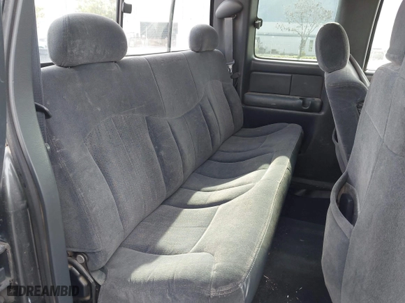 2000 Chevrolet Silverado 1500 LT with VIN 1GCEK19T9YE254579, listed as a IAAI auction lot 41620450 with 292,768 mi miles. Bid and sale history available at carsss.com. Image 8.
