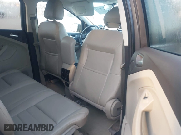 2014 Ford Escape SE with VIN 1FMCU0G91EUB05180, listed as a IAAI auction lot 41758185 with 186,042 mi miles. Bid and sale history available at carsss.com. Image 8.