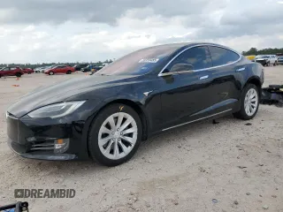 2018 Tesla Model S 75D z VIN 5YJSA1E29JF281854, wystawiony jako Copart lot #55339485 z przebiegiem 104 177 mil mil oraz Szkoda całkowita • Salvage title. Historia ofert i sprzedaży dostępna na DreamBid. Obrazek 1.