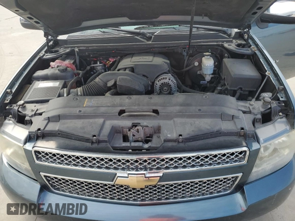 2008 Chevrolet Suburban Commercial with VIN 1GNFC16028R200780, listed as a Copart auction lot 72176334 with 80,486 mi miles and Salvage Title. Bid and sale history available at carsss.com. Image 12.