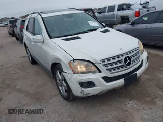 2009 Mercedes-Benz M 3.5L with VIN 4JGBB86E69A445673, listed as a IAAI auction lot 41579434 with 200,449 mi miles and . Bid and sale history available at carsss.com. Image 1.