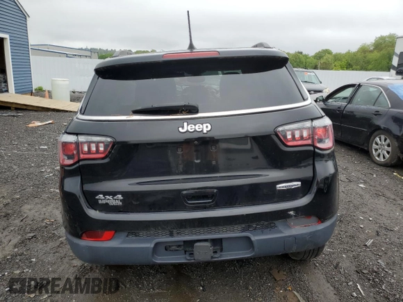 2018 Jeep Compass Latitude with VIN 3C4NJDBB9JT114947, listed as a Copart auction lot 56967075 with 31,994 mi miles and Salvage title. Bid and sale history available at DreamBid. Image 6.